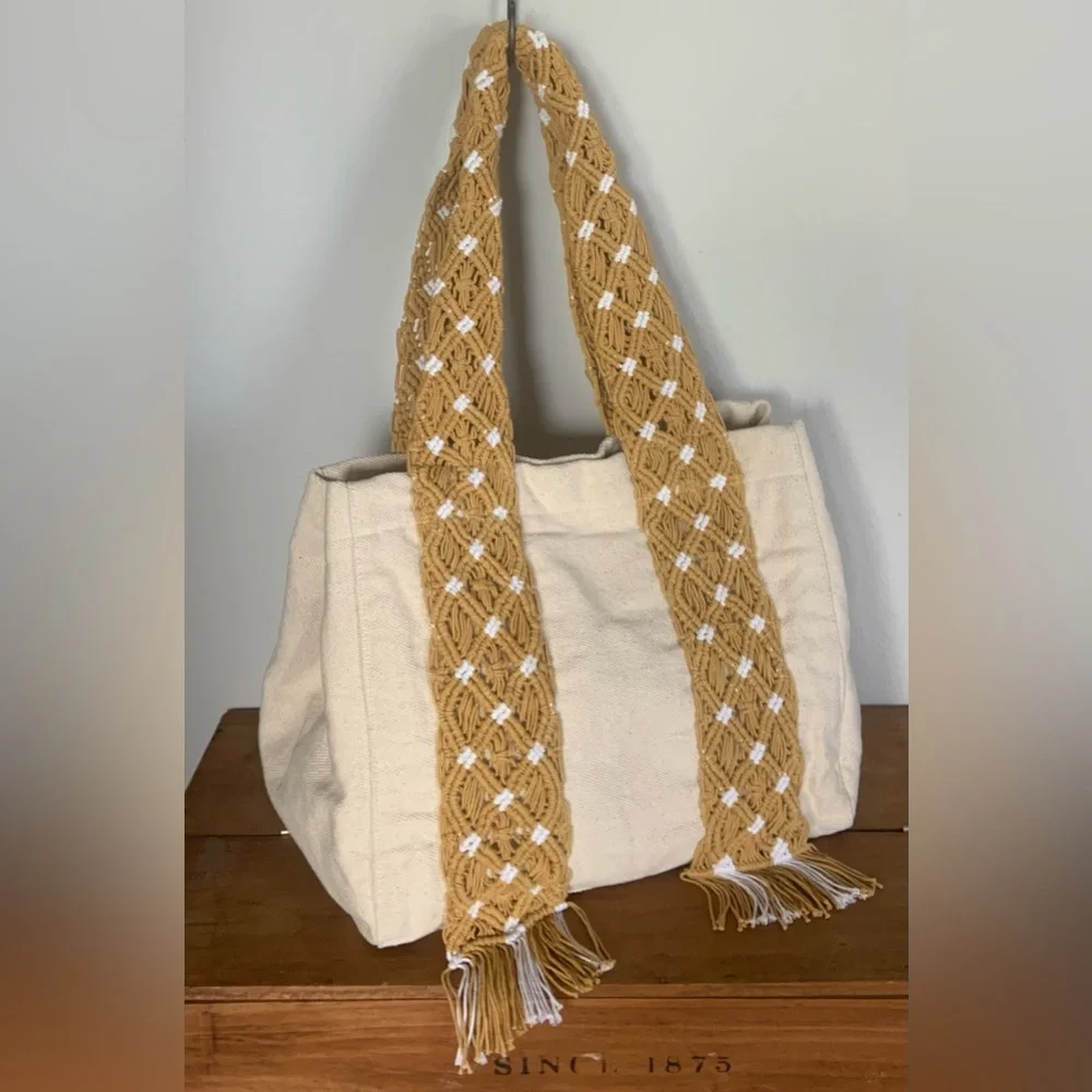 Free People ~ Mia Macrame Strap Tote ~ NWT - Picture 2 of 16